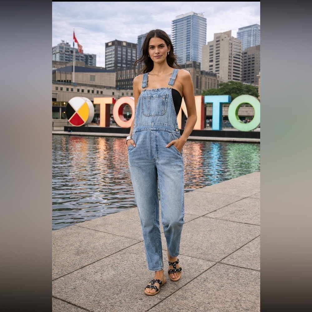 Anthropologie NWT Pistola Arden Relaxed
Denim Overalls Size XXS.